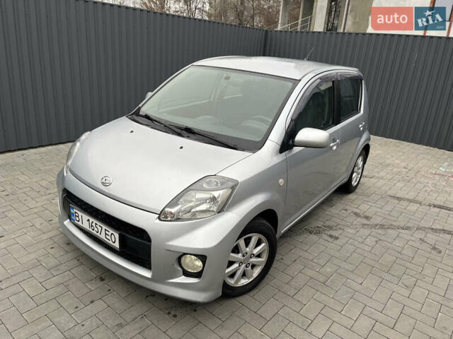 Серый Дайхатсу Сирион, объемом двигателя 1.5 л и пробегом 273 тыс. км за 3600 $, фото 1 на Automoto.ua