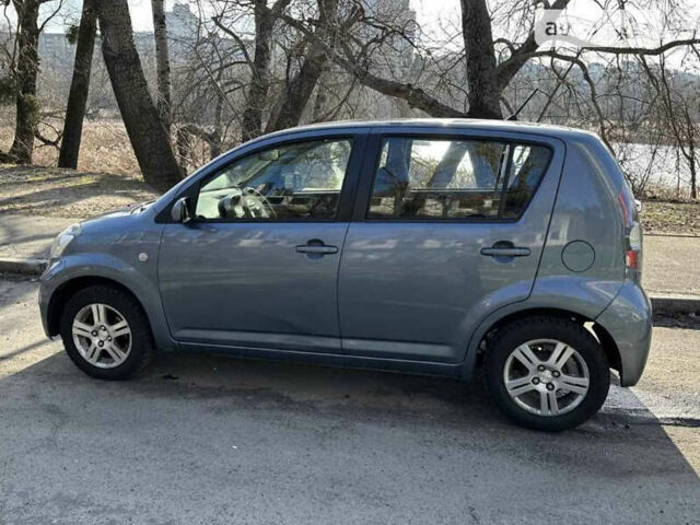 Сірий Дайхатсу Sirion, об'ємом двигуна 1.3 л та пробігом 227 тис. км за 5500 $, фото 3 на Automoto.ua