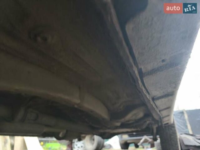 Синий Дайхатсу Сирион, объемом двигателя 0.99 л и пробегом 249 тыс. км за 2750 $, фото 21 на Automoto.ua