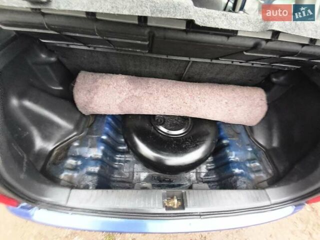 Синий Дайхатсу Сирион, объемом двигателя 0.99 л и пробегом 249 тыс. км за 2750 $, фото 15 на Automoto.ua