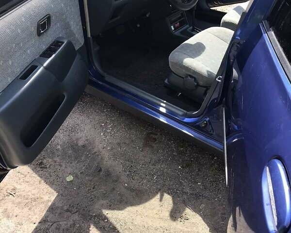 Синій Дайхатсу Sirion, об'ємом двигуна 0.99 л та пробігом 50 тис. км за 3200 $, фото 6 на Automoto.ua