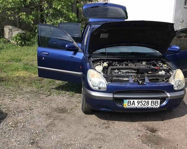 Синій Дайхатсу Sirion, об'ємом двигуна 0.99 л та пробігом 50 тис. км за 3200 $, фото 5 на Automoto.ua