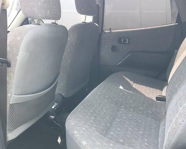 Синій Дайхатсу Sirion, об'ємом двигуна 0.99 л та пробігом 50 тис. км за 3200 $, фото 10 на Automoto.ua