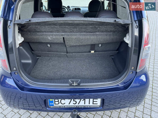 Синий Дайхатсу Сирион, объемом двигателя 1.3 л и пробегом 248 тыс. км за 5500 $, фото 11 на Automoto.ua