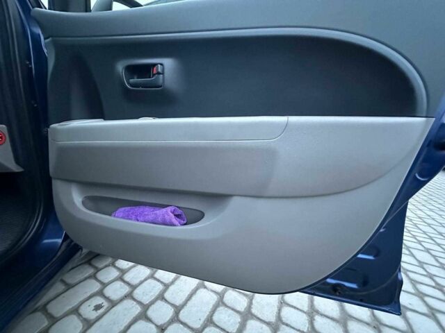 Синий Дайхатсу Сирион, объемом двигателя 1.3 л и пробегом 248 тыс. км за 5990 $, фото 21 на Automoto.ua