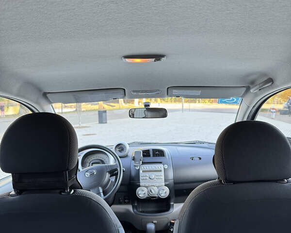 Синий Дайхатсу Сирион, объемом двигателя 1.3 л и пробегом 248 тыс. км за 5500 $, фото 10 на Automoto.ua