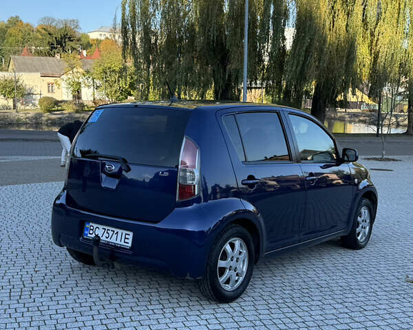 Синий Дайхатсу Сирион, объемом двигателя 1.3 л и пробегом 248 тыс. км за 5500 $, фото 13 на Automoto.ua