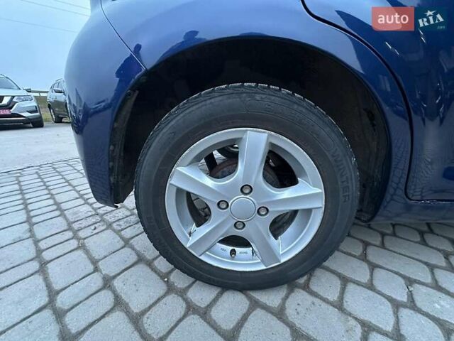 Синій Дайхатсу Sirion, об'ємом двигуна 1.3 л та пробігом 248 тис. км за 5990 $, фото 22 на Automoto.ua