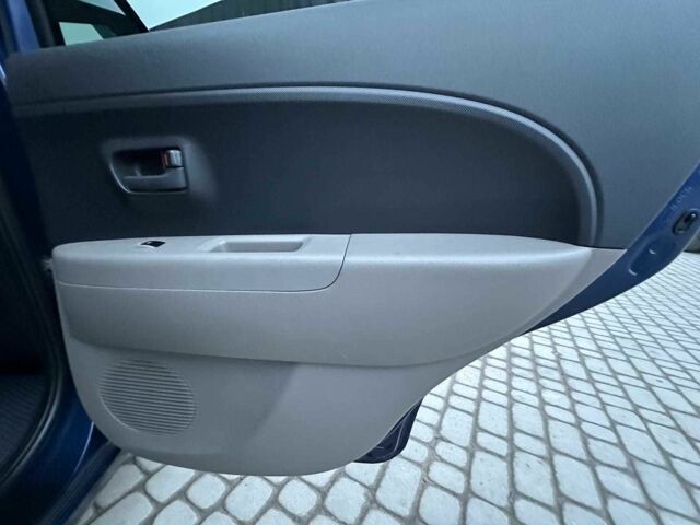 Синий Дайхатсу Сирион, объемом двигателя 1.3 л и пробегом 248 тыс. км за 5990 $, фото 20 на Automoto.ua