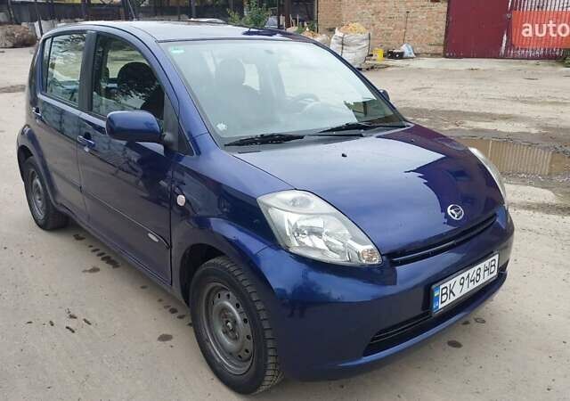 Синій Дайхатсу Sirion, об'ємом двигуна 1.3 л та пробігом 244 тис. км за 2900 $, фото 11 на Automoto.ua