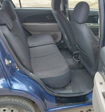 Синій Дайхатсу Sirion, об'ємом двигуна 1.3 л та пробігом 244 тис. км за 2900 $, фото 5 на Automoto.ua