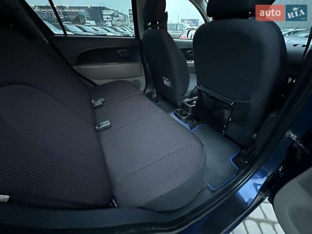 Синій Дайхатсу Sirion, об'ємом двигуна 1.3 л та пробігом 248 тис. км за 5990 $, фото 12 на Automoto.ua