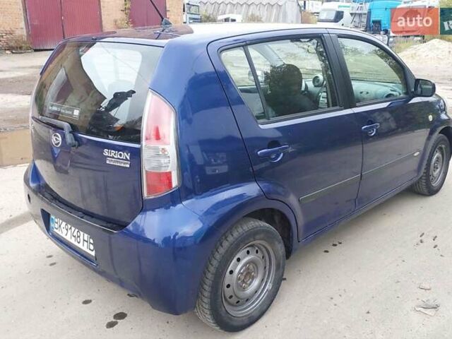 Синій Дайхатсу Sirion, об'ємом двигуна 1.3 л та пробігом 244 тис. км за 2900 $, фото 3 на Automoto.ua