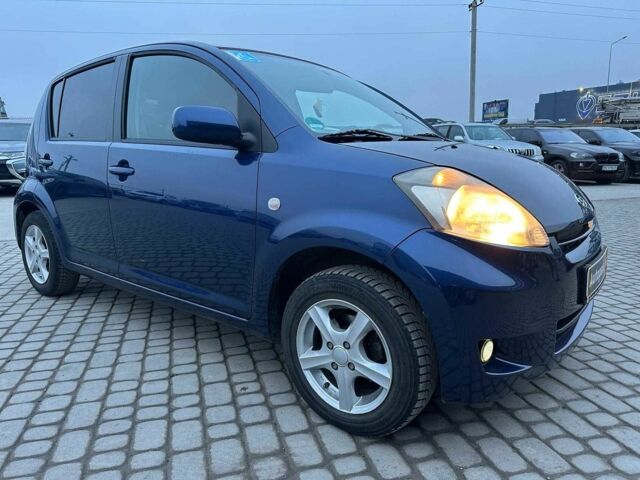 Синий Дайхатсу Сирион, объемом двигателя 1.3 л и пробегом 248 тыс. км за 5990 $, фото 2 на Automoto.ua