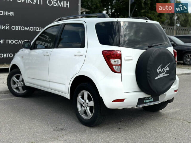Білий Дайхатсу Terios, об'ємом двигуна 1.5 л та пробігом 164 тис. км за 7200 $, фото 5 на Automoto.ua