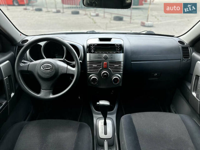 Білий Дайхатсу Terios, об'ємом двигуна 1.5 л та пробігом 164 тис. км за 7200 $, фото 10 на Automoto.ua