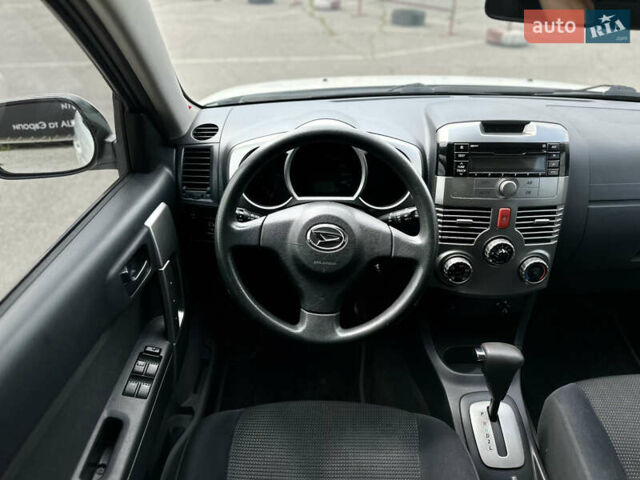 Білий Дайхатсу Terios, об'ємом двигуна 1.5 л та пробігом 164 тис. км за 7200 $, фото 9 на Automoto.ua