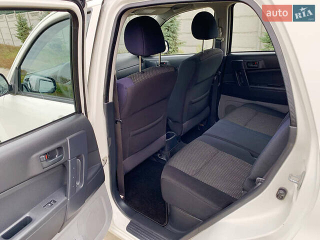 Дайхатсу Териос 2009 в Одессе на Automoto.ua Белый Дайхатсу Териос, объемом двигателя 1.5 л и пробегом 179 тыс. км за 7800 $, фото 18 на Automoto.ua