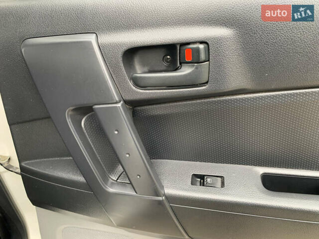 Дайхатсу Териос 2009 в Одессе на Automoto.ua Белый Дайхатсу Териос, объемом двигателя 1.5 л и пробегом 179 тыс. км за 7800 $, фото 26 на Automoto.ua