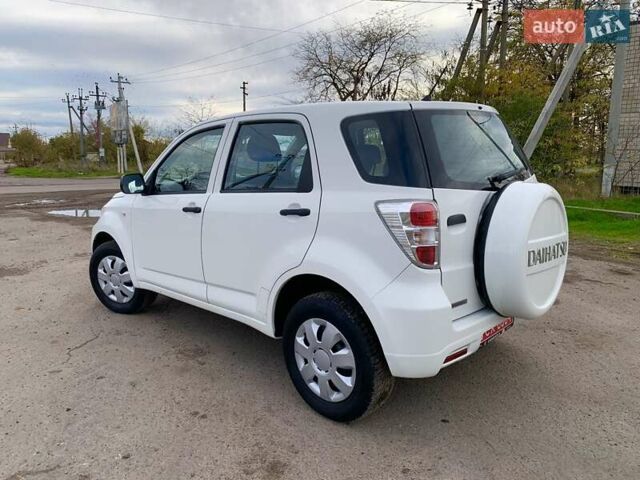 Дайхатсу Териос 2009 в Одессе на Automoto.ua Белый Дайхатсу Териос, объемом двигателя 1.5 л и пробегом 179 тыс. км за 7800 $, фото 8 на Automoto.ua