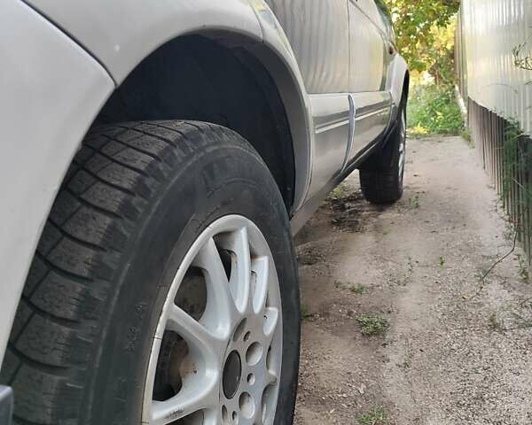 Чорний Дайхатсу Terios, об'ємом двигуна 1.3 л та пробігом 385 тис. км за 2300 $, фото 4 на Automoto.ua