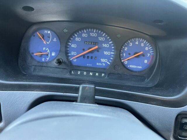 Фиолетовый Дайхатсу Териос, объемом двигателя 1.3 л и пробегом 300 тыс. км за 2500 $, фото 7 на Automoto.ua