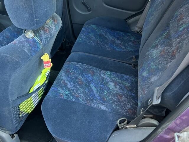 Фиолетовый Дайхатсу Териос, объемом двигателя 1.3 л и пробегом 300 тыс. км за 2500 $, фото 5 на Automoto.ua