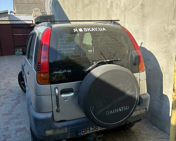 Сірий Дайхатсу Terios, об'ємом двигуна 1.6 л та пробігом 239 тис. км за 3600 $, фото 4 на Automoto.ua