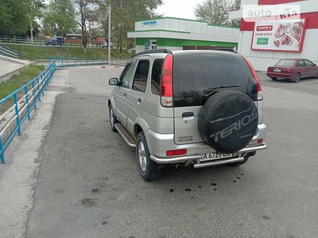 Сірий Дайхатсу Terios, об'ємом двигуна 1.3 л та пробігом 205 тис. км за 4900 $, фото 3 на Automoto.ua