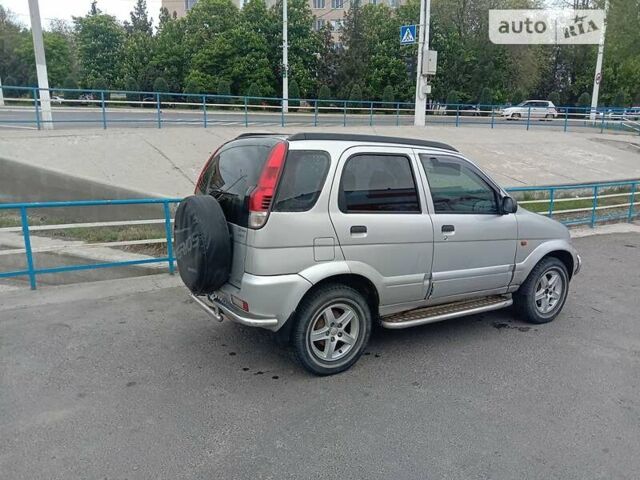 Сірий Дайхатсу Terios, об'ємом двигуна 1.3 л та пробігом 205 тис. км за 4900 $, фото 2 на Automoto.ua