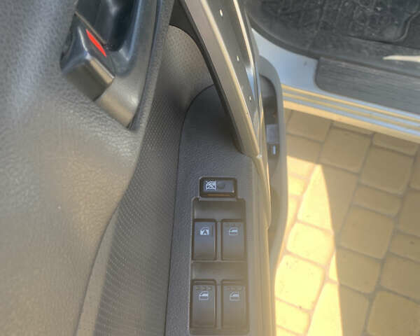 Дайхатсу Териос 2006 в Виннице на Automoto.ua Серый Дайхатсу Териос, объемом двигателя 1.5 л и пробегом 152 тыс. км за 6500 $, фото 8 на Automoto.ua