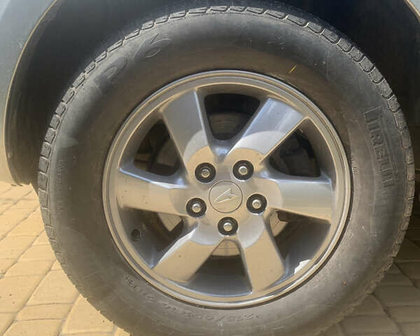 Дайхатсу Териос 2006 в Виннице на Automoto.ua Серый Дайхатсу Териос, объемом двигателя 1.5 л и пробегом 152 тыс. км за 6500 $, фото 7 на Automoto.ua