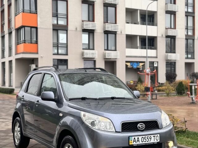 Серый Дайхатсу Териос, объемом двигателя 1.5 л и пробегом 139 тыс. км за 7999 $, фото 7 на Automoto.ua