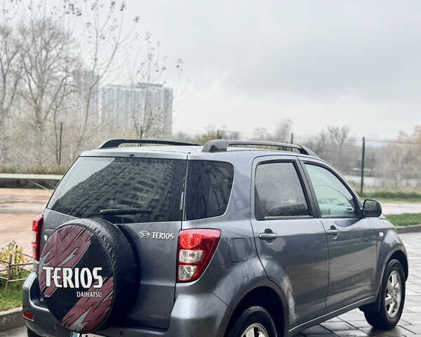 Серый Дайхатсу Териос, объемом двигателя 1.5 л и пробегом 139 тыс. км за 7999 $, фото 16 на Automoto.ua