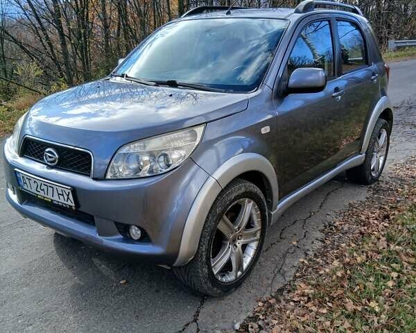 Дайхатсу Terios 2007 у Коломые на Automoto.ua Сірий Дайхатсу Terios, об'ємом двигуна 1.5 л та пробігом 180 тис. км за 7200 $, фото 12 на Automoto.ua