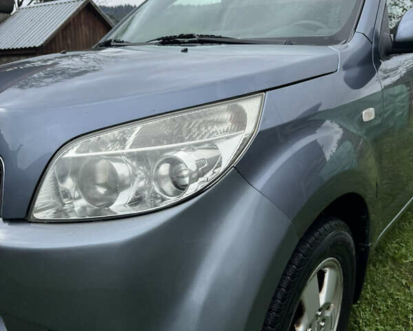 Дайхатсу Terios 2007 у Рахове на Automoto.ua Сірий Дайхатсу Terios, об'ємом двигуна 1.5 л та пробігом 121 тис. км за 7200 $, фото 2 на Automoto.ua