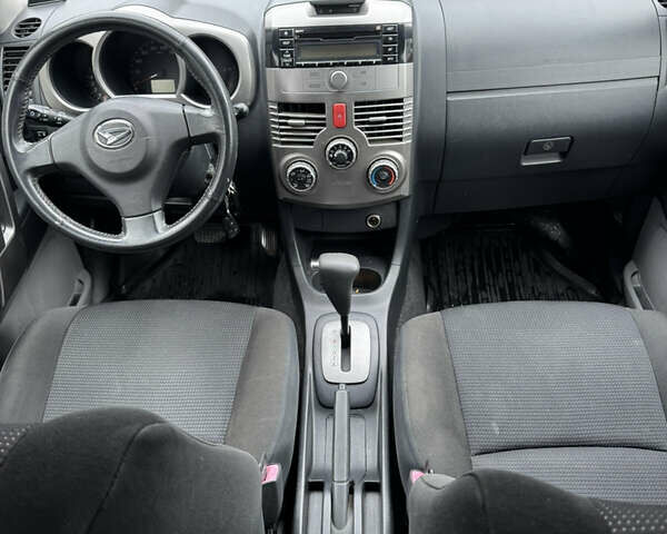 Дайхатсу Terios 2007 у Рахове на Automoto.ua Сірий Дайхатсу Terios, об'ємом двигуна 1.5 л та пробігом 121 тис. км за 7200 $, фото 13 на Automoto.ua
