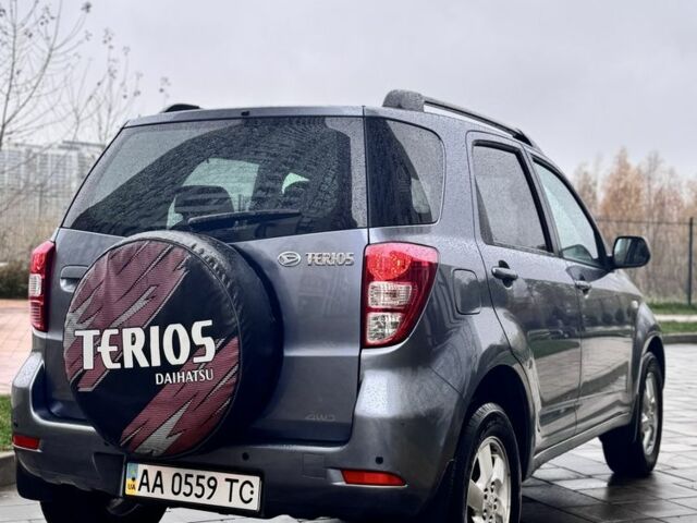Серый Дайхатсу Териос, объемом двигателя 1.5 л и пробегом 139 тыс. км за 7999 $, фото 1 на Automoto.ua