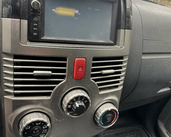 Сірий Дайхатсу Terios, об'ємом двигуна 1.5 л та пробігом 130 тис. км за 5999 $, фото 11 на Automoto.ua