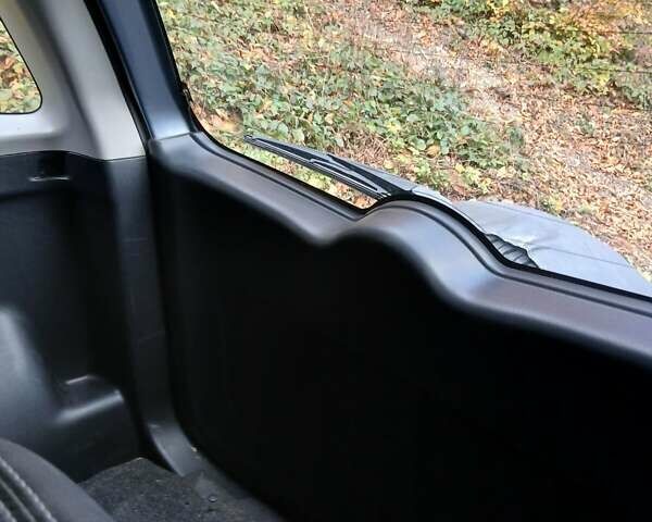 Дайхатсу Terios 2007 у Коломые на Automoto.ua Сірий Дайхатсу Terios, об'ємом двигуна 1.5 л та пробігом 180 тис. км за 7200 $, фото 88 на Automoto.ua