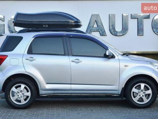 Серый Дайхатсу Териос, объемом двигателя 1.5 л и пробегом 79 тыс. км за 9700 $, фото 16 на Automoto.ua