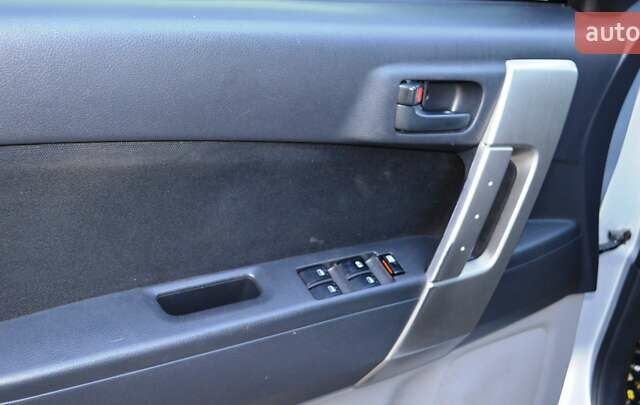 Серый Дайхатсу Териос, объемом двигателя 1.5 л и пробегом 79 тыс. км за 9700 $, фото 19 на Automoto.ua