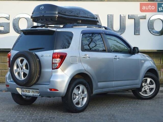 Серый Дайхатсу Териос, объемом двигателя 1.5 л и пробегом 79 тыс. км за 9700 $, фото 13 на Automoto.ua