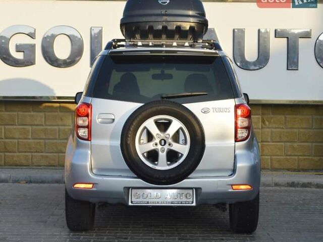 Серый Дайхатсу Териос, объемом двигателя 1.5 л и пробегом 79 тыс. км за 9700 $, фото 11 на Automoto.ua