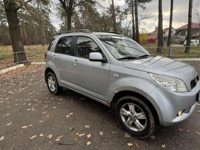 Серый Дайхатсу Териос, объемом двигателя 1.5 л и пробегом 140 тыс. км за 5999 $, фото 13 на Automoto.ua