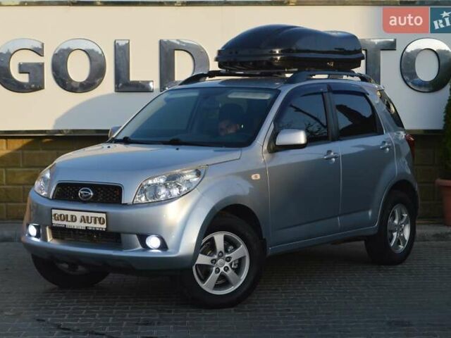 Серый Дайхатсу Териос, объемом двигателя 1.5 л и пробегом 79 тыс. км за 9700 $, фото 5 на Automoto.ua