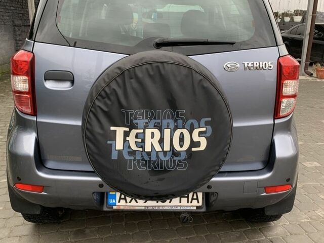 Серый Дайхатсу Териос, объемом двигателя 1.5 л и пробегом 178 тыс. км за 7700 $, фото 7 на Automoto.ua