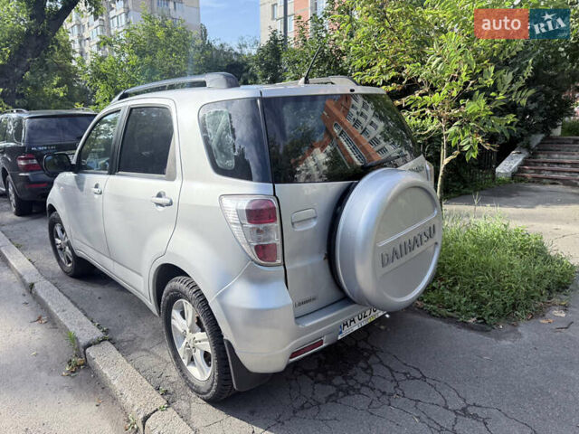 Сірий Дайхатсу Terios, об'ємом двигуна 1.5 л та пробігом 160 тис. км за 8800 $, фото 1 на Automoto.ua
