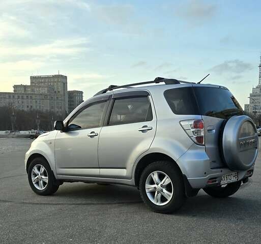 Сірий Дайхатсу Terios, об'ємом двигуна 1.5 л та пробігом 134 тис. км за 9800 $, фото 9 на Automoto.ua