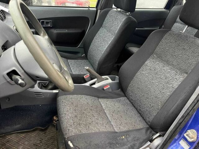 Синій Дайхатсу Terios, об'ємом двигуна 1.3 л та пробігом 290 тис. км за 3690 $, фото 13 на Automoto.ua